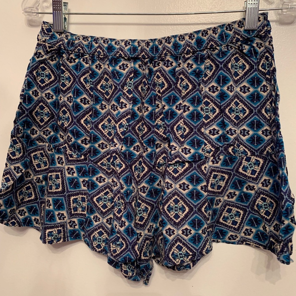 Hollister Blue Print flowy shorts